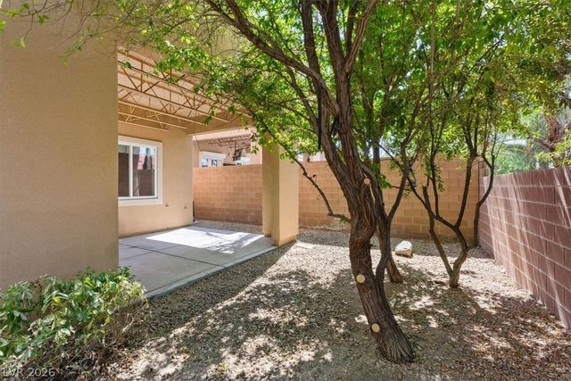 5603 Deer Creek Falls Court, Las Vegas, NV 89118