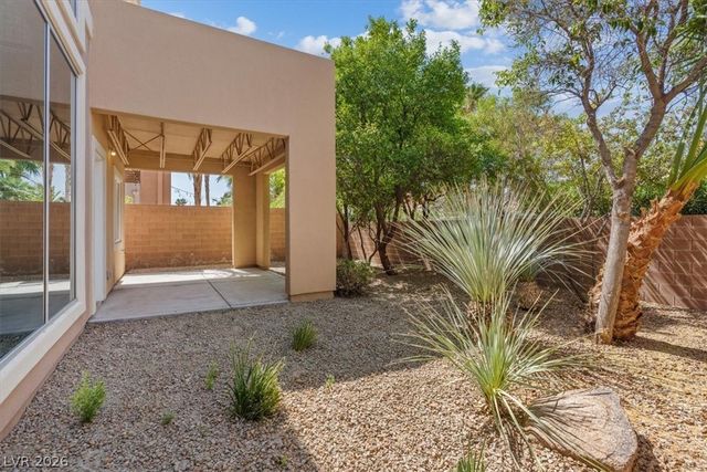 5603 Deer Creek Falls Court, Las Vegas, NV 89118