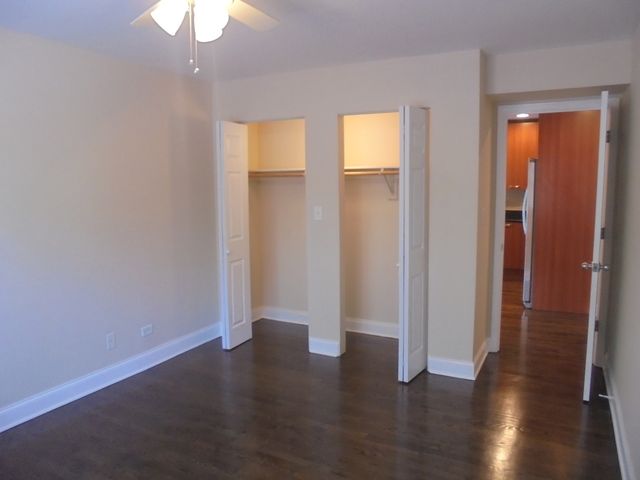 1711 W Jarvis Avenue 102, Chicago, IL 60626