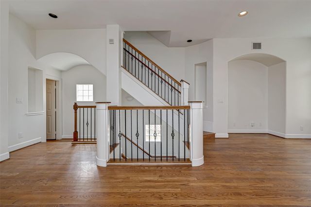 5410 Rose Street, Houston, TX 77007