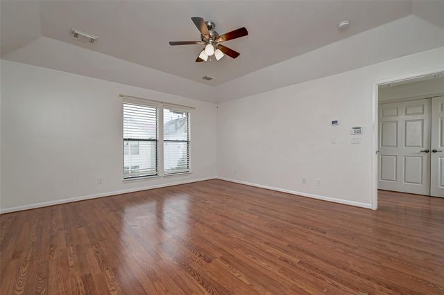 5410 Rose Street, Houston, TX 77007