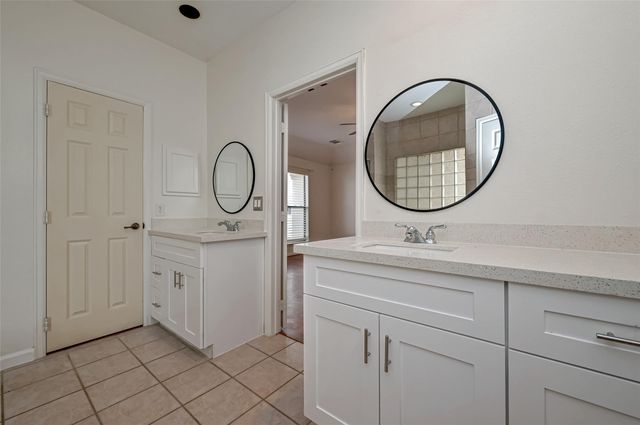 5410 Rose Street, Houston, TX 77007