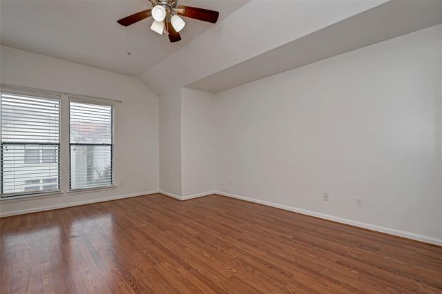 5410 Rose Street, Houston, TX 77007