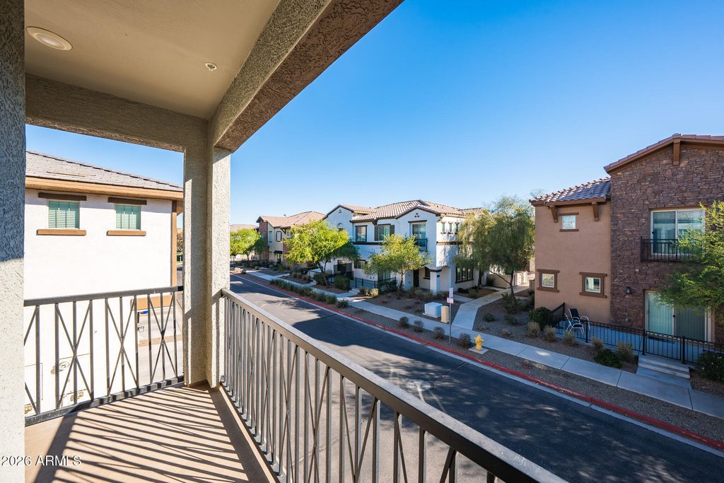 2750 S VOYAGER Drive 101, Gilbert, AZ 85295 — photo 4