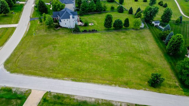 7752 Madeline Drive, Yorkville, IL 60560