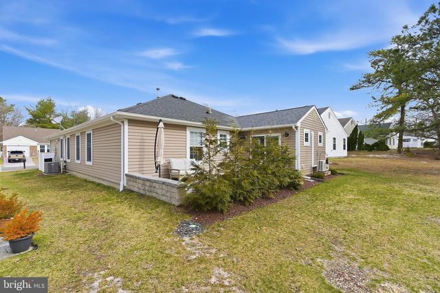 147 PINE OAK BLVD, Barnegat, NJ 08005