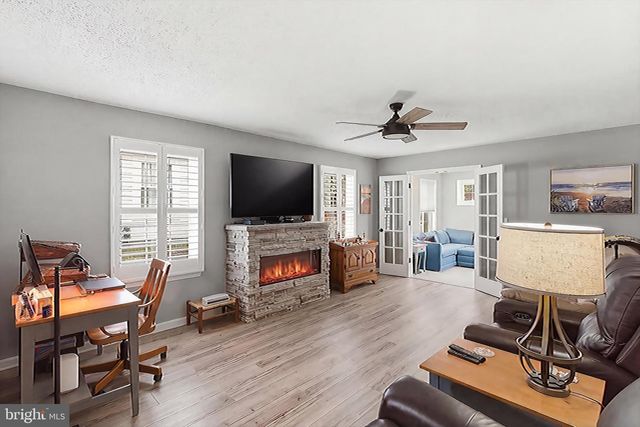 147 PINE OAK BLVD, Barnegat, NJ 08005