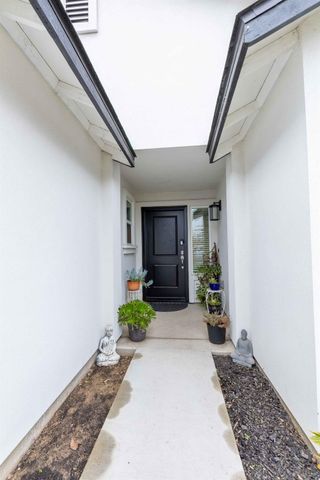 928 Alamo Ave, Modesto, CA 95351