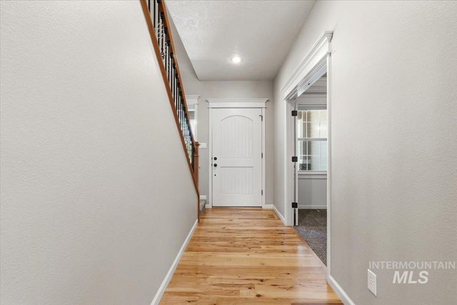 811 E Silver Torch, Meridian, ID 83646