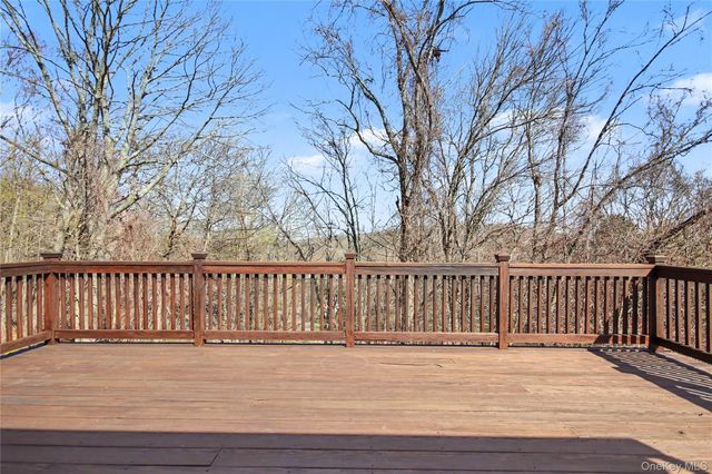 11 Richard Road, Mahopac, NY 10541