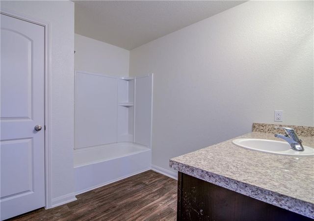 1436 Breanna LN, Kyle, TX 78640