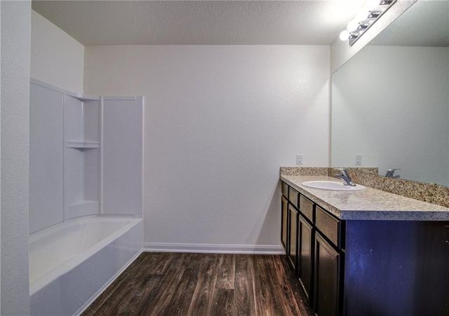 1436 Breanna LN, Kyle, TX 78640
