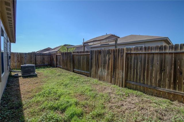 1436 Breanna LN, Kyle, TX 78640
