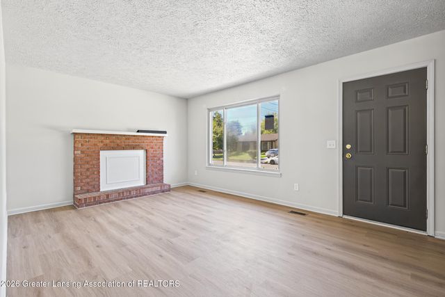 5111 Hughes Road, Lansing, MI 48911