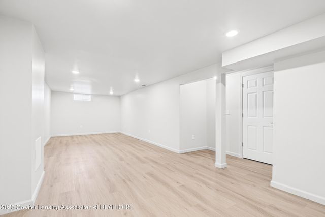5111 Hughes Road, Lansing, MI 48911