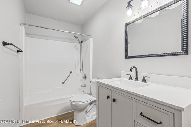 5111 Hughes Road, Lansing, MI 48911