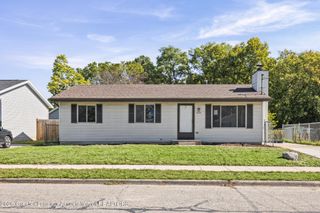 5111 Hughes Road, Lansing, MI 48911