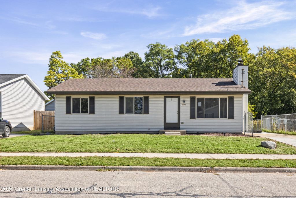 5111 Hughes Road, Lansing, MI 48911