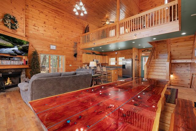 14 Honeysuckle Way, Ellijay, GA 30540
