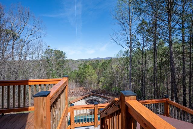 14 Honeysuckle Way, Ellijay, GA 30540
