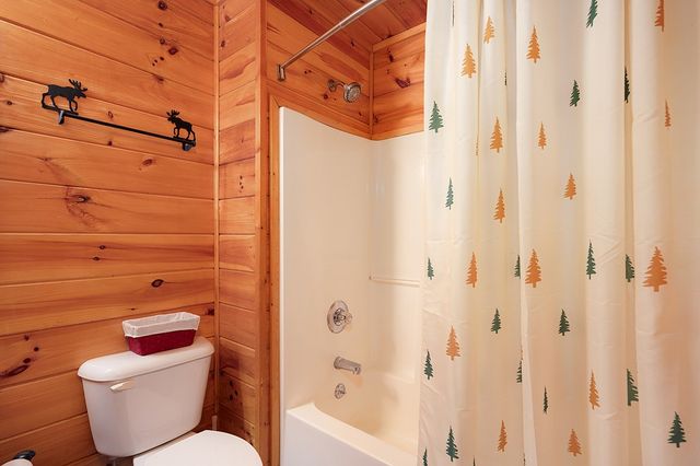 14 Honeysuckle Way, Ellijay, GA 30540