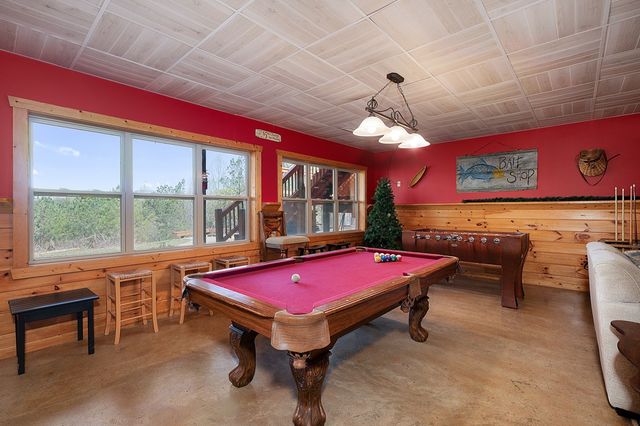 14 Honeysuckle Way, Ellijay, GA 30540