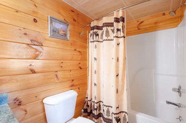 14 Honeysuckle Way, Ellijay, GA 30540