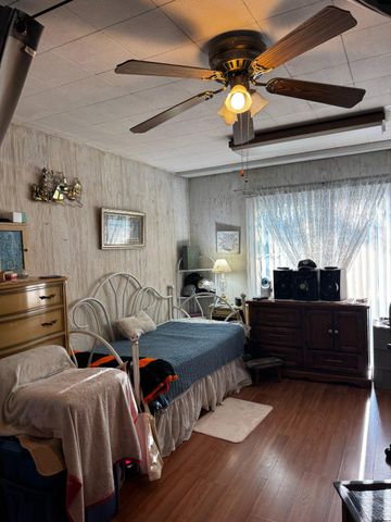 2 WALNUT DR, Elkton, MD 21921