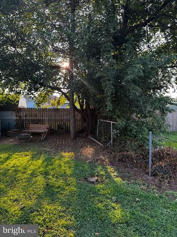 2 WALNUT DR, Elkton, MD 21921