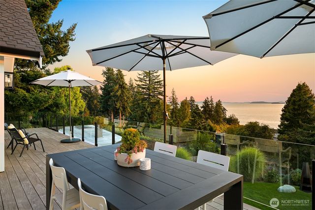 405 Bayside Road, Bellingham, WA 98225