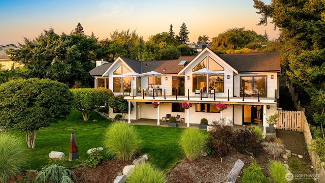 405 Bayside Road, Bellingham, WA 98225