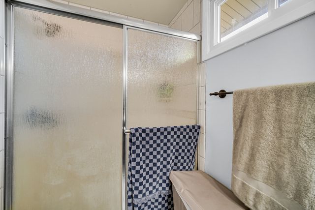 3010 N Kennicott Avenue, Arlington Heights, IL 60004