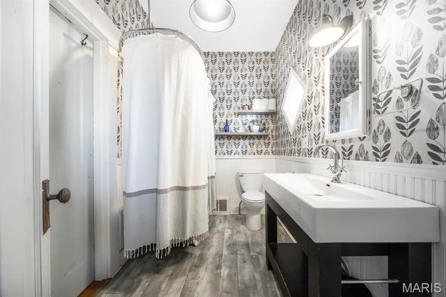 215 S Benton Street, Edwardsville, IL 62025