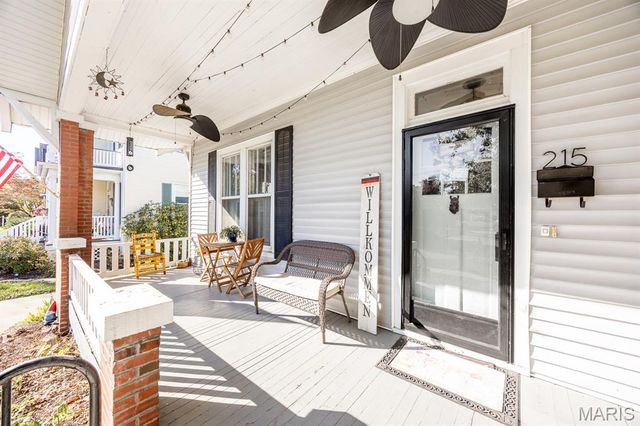 215 S Benton Street, Edwardsville, IL 62025