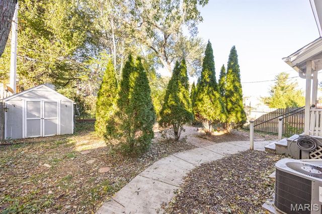 215 S Benton Street, Edwardsville, IL 62025