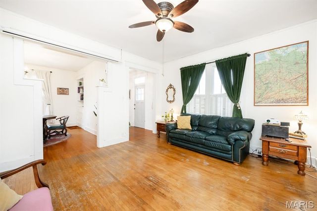 215 S Benton Street, Edwardsville, IL 62025