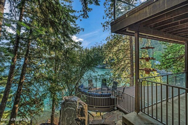 6469 E Evernade RD, Hayden, ID 83835