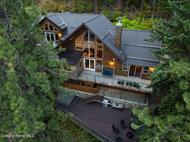 6469 E Evernade RD, Hayden, ID 83835