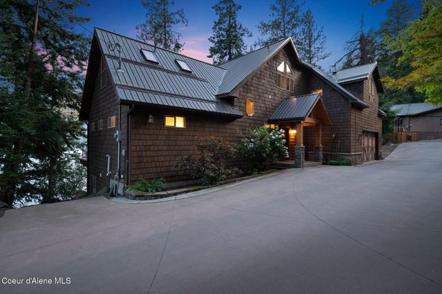 6469 E Evernade RD, Hayden, ID 83835