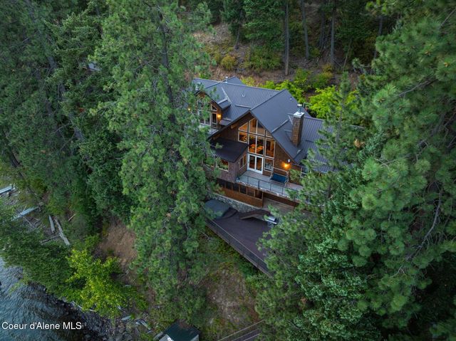 6469 E Evernade RD, Hayden, ID 83835