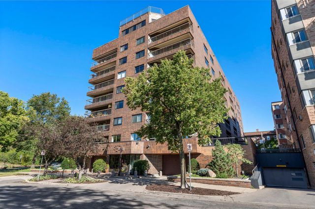 2885 Knox Avenue S 605, Minneapolis, MN 55408