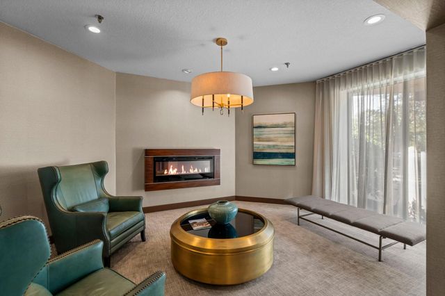 2885 Knox Avenue S 605, Minneapolis, MN 55408