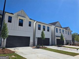 7512 Clover Lane, Flowery Branch, GA 30542