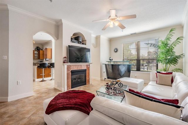 2733 VIA CIPRIANI 814A, Clearwater, FL 33764