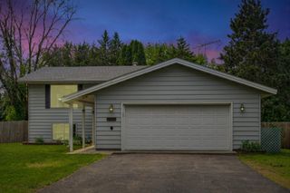 2140 Prospect Drive NE, Saint Cloud, MN 56304