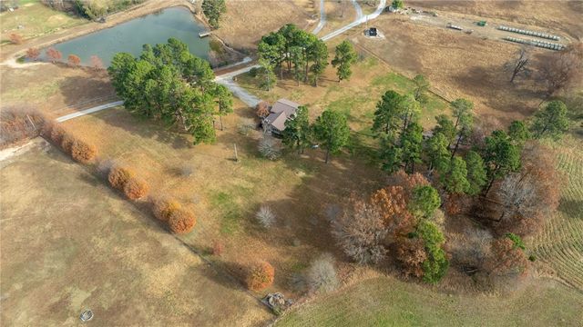 6453 Whispering Pine Road, Harrison, AR 72601