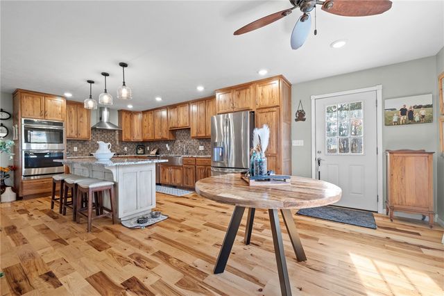 6453 Whispering Pine Road, Harrison, AR 72601