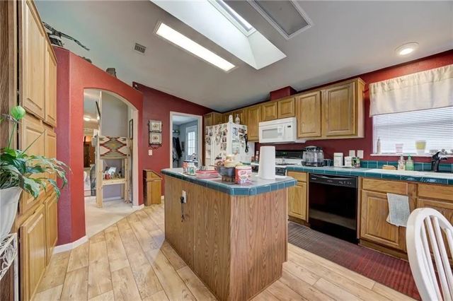 207 Sunflower Road, Fort Cobb, OK 73038