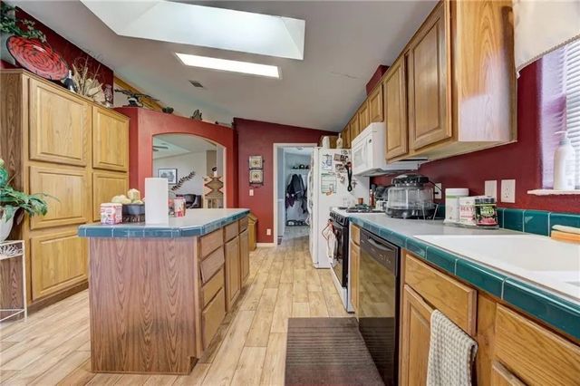 207 Sunflower Road, Fort Cobb, OK 73038