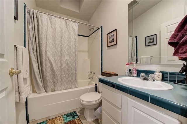 207 Sunflower Road, Fort Cobb, OK 73038